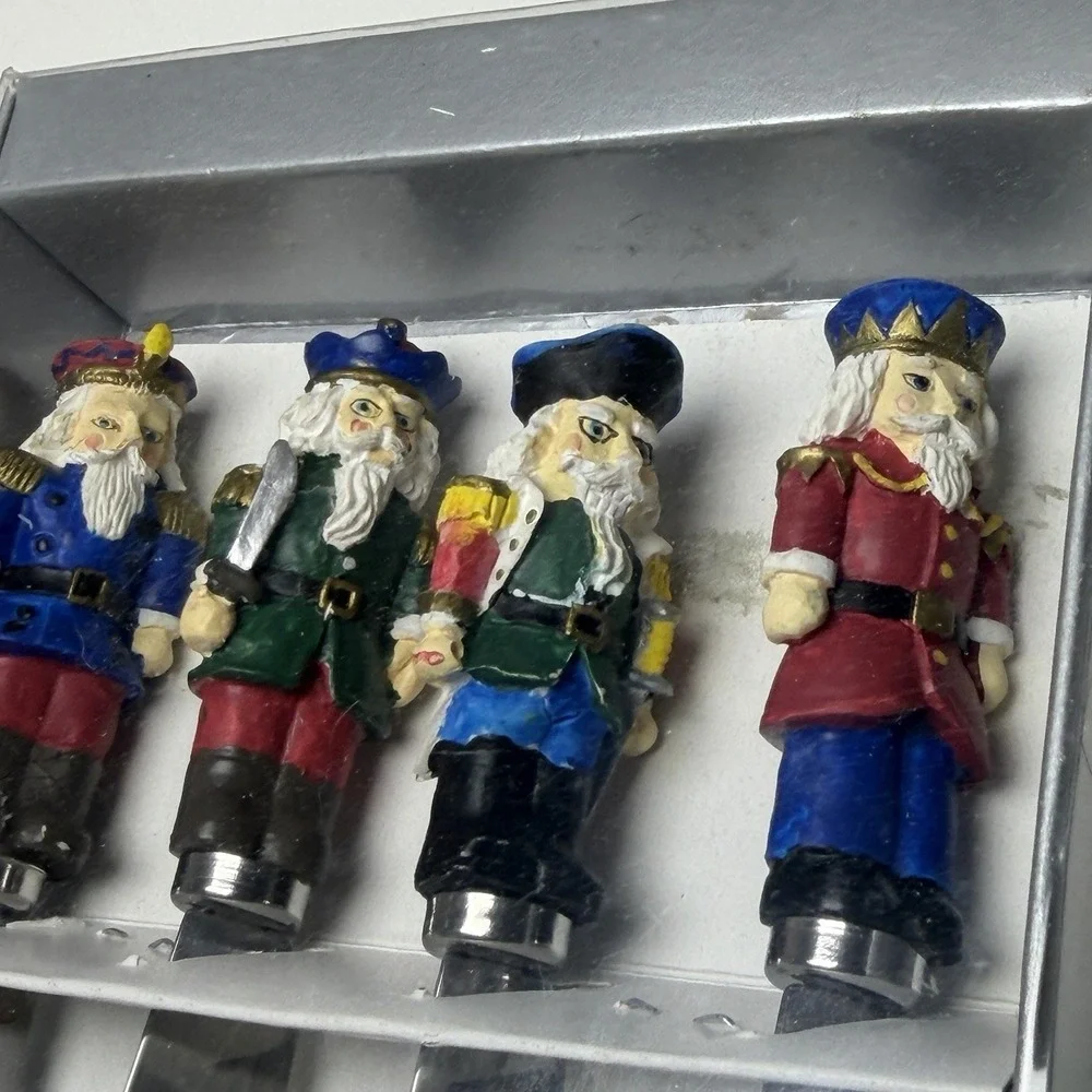 New set‎ of 4 cheese butter spreaders nutcrackers knives christmas holiday